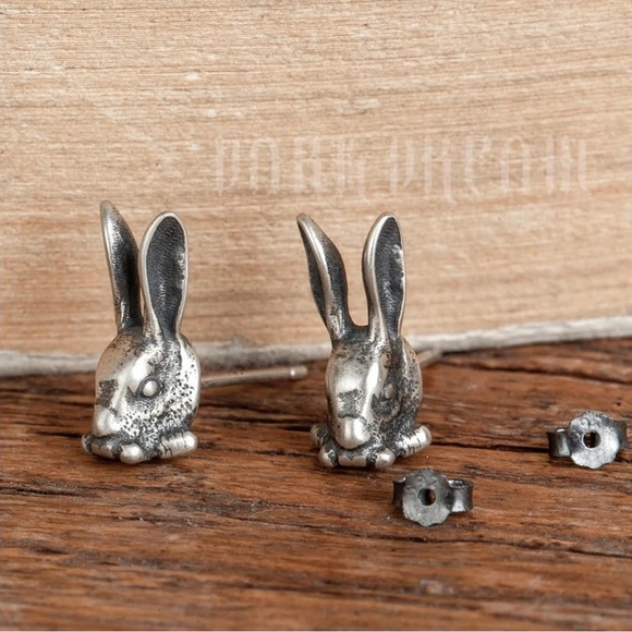 Single Accent S925 Sterling Silver Retro Punk Rabbit Stud Earring - Picture 1 of 8